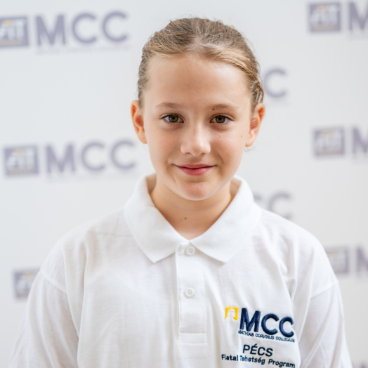 Merkl Csenge Boróka